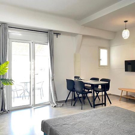 Uoohome7 Garden Green And Navy Афіни Екстер'єр фото