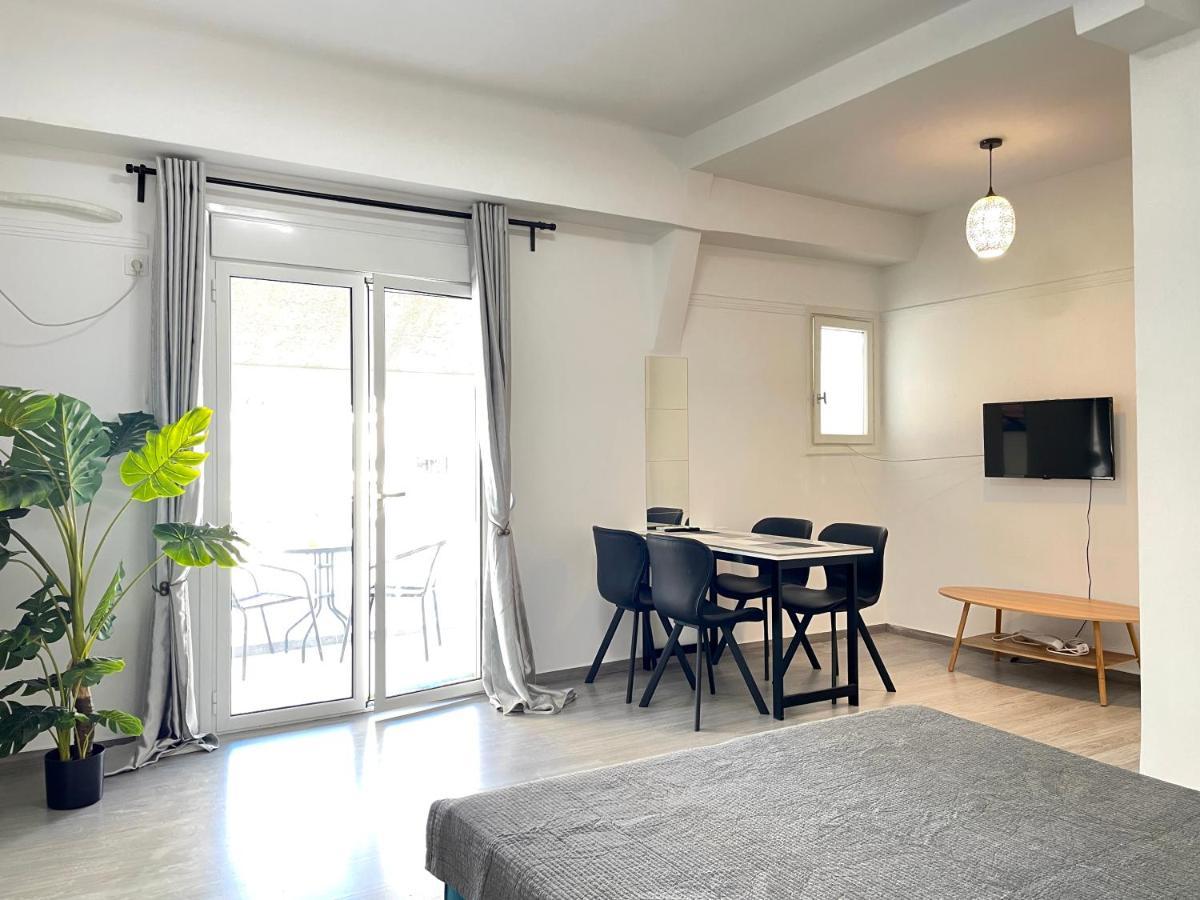 Uoohome7 Garden Green And Navy Афіни Екстер'єр фото